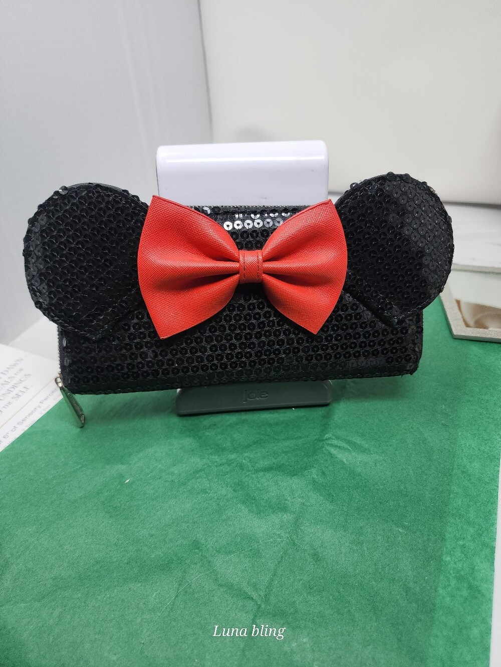 Sequin Minnie-Inspired Crossbody Bag in Black and Red